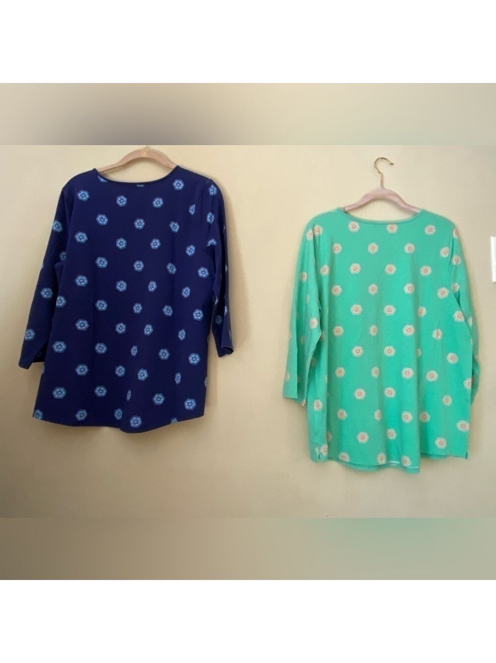 Bundle of 2 C. Wonder Long Sleeve Tops M